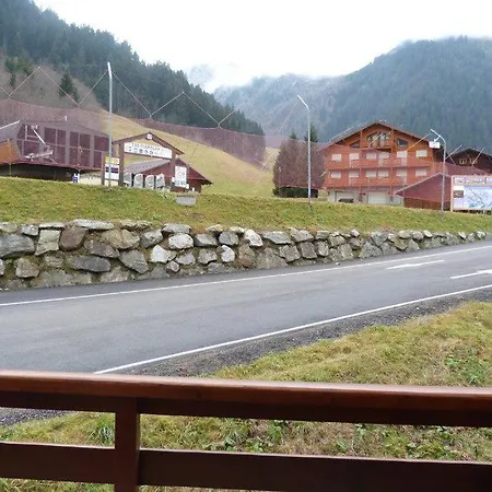 Apartment Pied Des Pistes, 4 Personnes, 1 Coin Montagne - Pl1h *